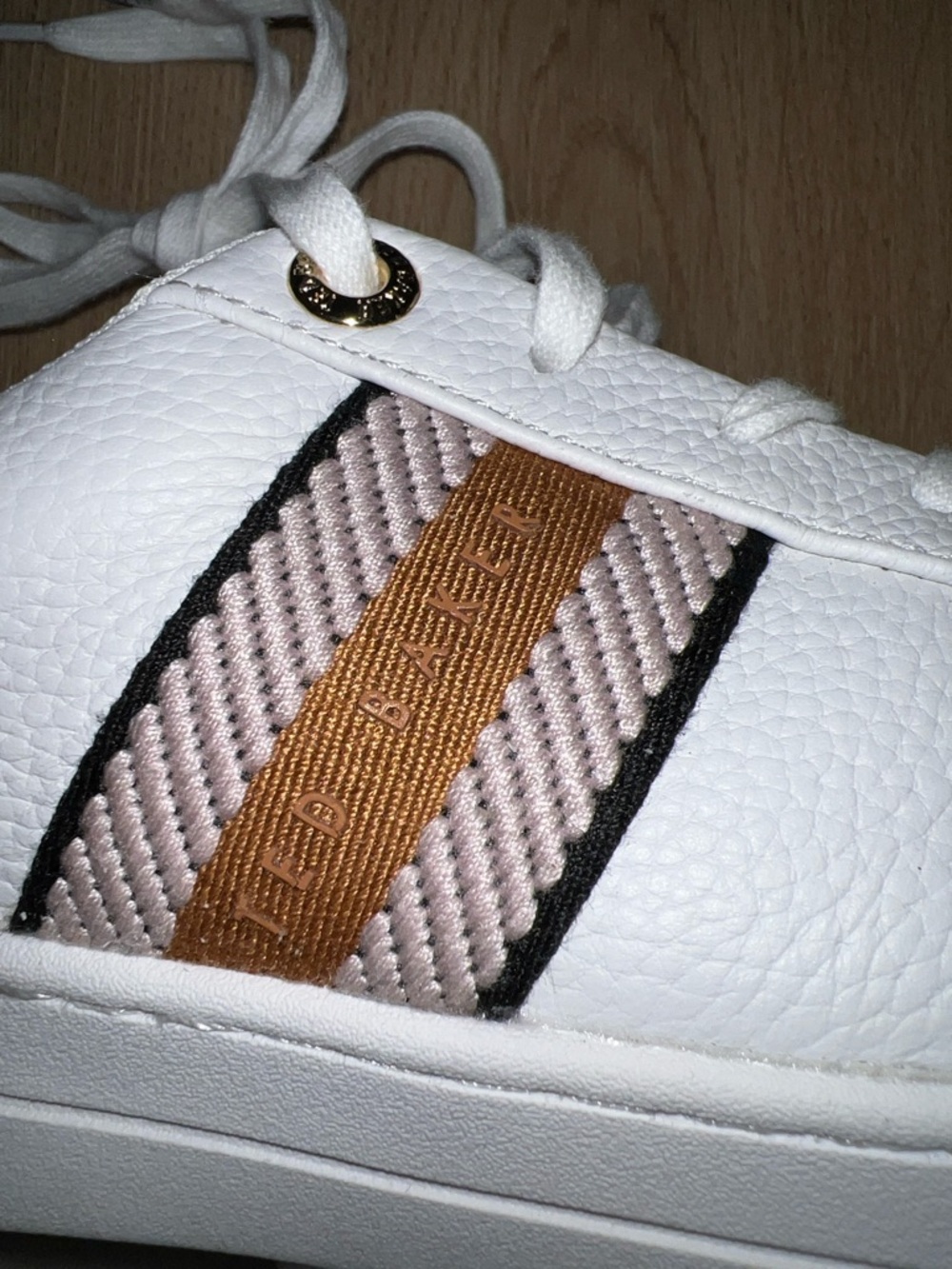 Ted Baker White Leather Sneakers with Blush Heel Tab - Picture 6 of 16